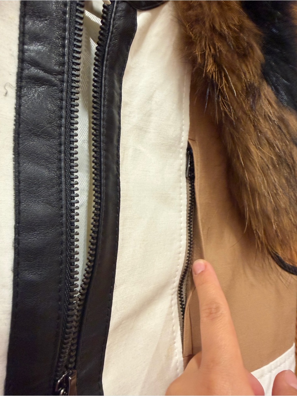 BCBG Max Azria Runway fur vest NWT rockstar M ISELIN vest - Picture 13 of 16